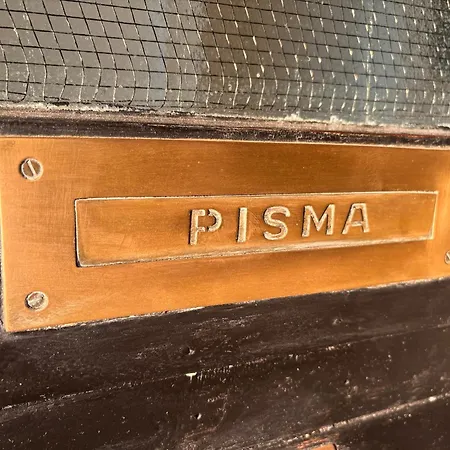 Colosseum Retreat Pula