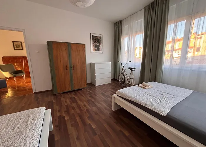 Colosseum Retreat Apartman Póla